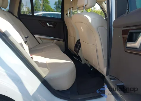 2015 Mercedes-Benz Glk 350 from USA, damaged, VIN WDCGG5HB6FG375284